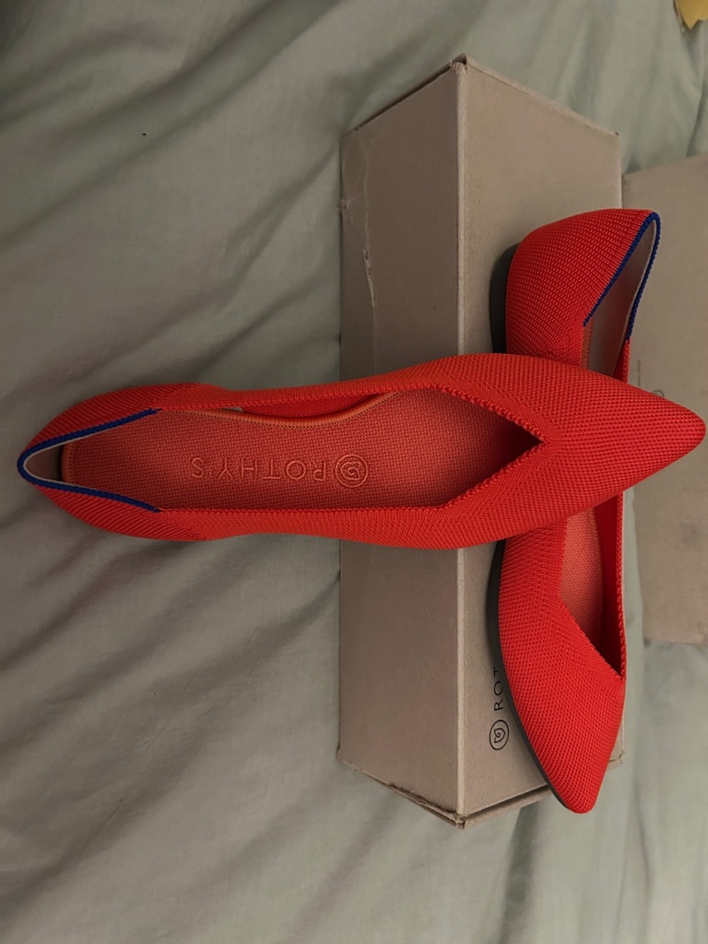 NWB Rothy's Red Pointed Knit Ballet Flat with Blue Trim